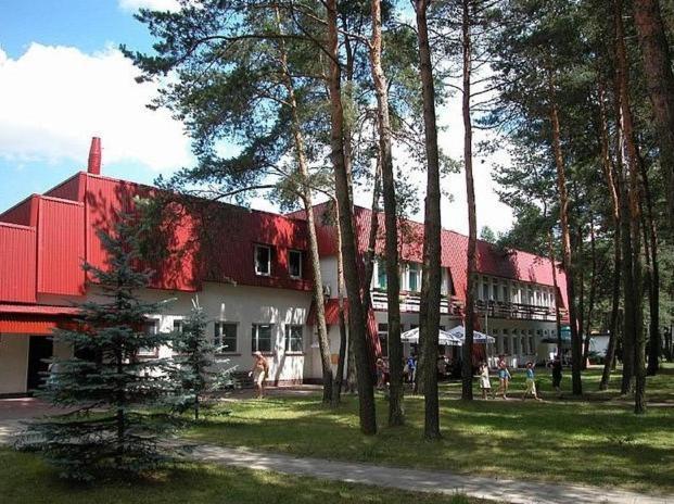 Centrum Szkolenia I Rekreacji Krasnobród Buitenkant foto