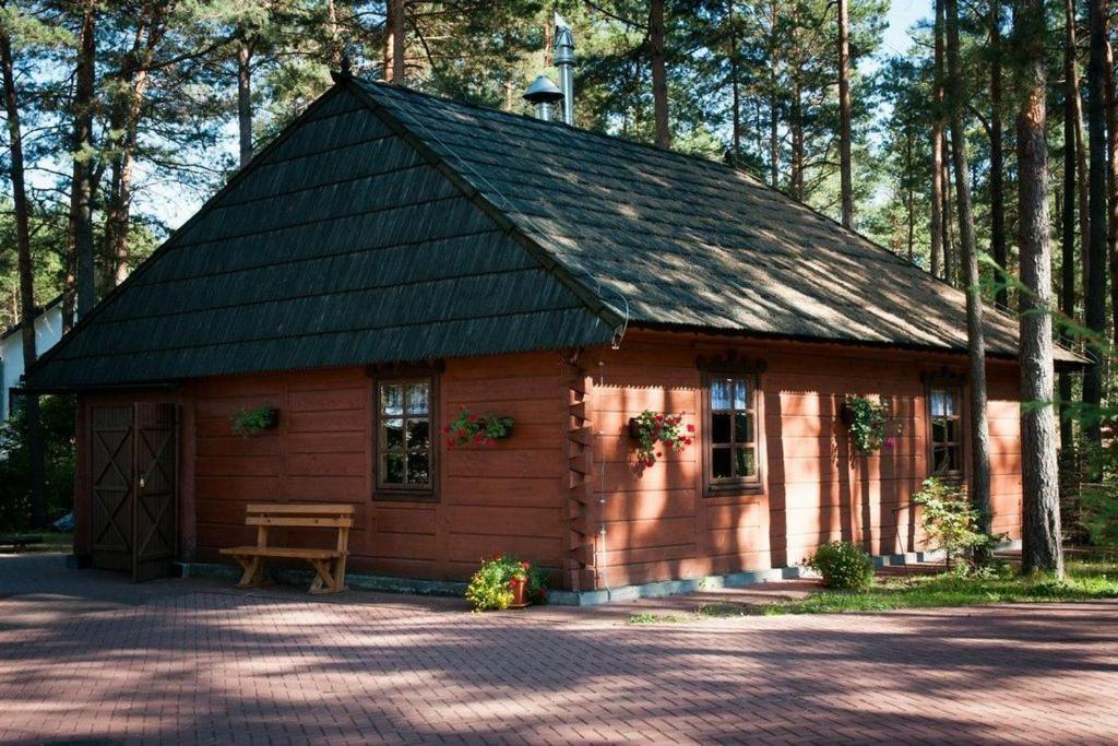 Centrum Szkolenia I Rekreacji Krasnobród Buitenkant foto